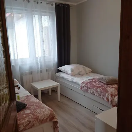 Konukevi U Jasia I Malgosi -blisko Rabki Zdroj 3*